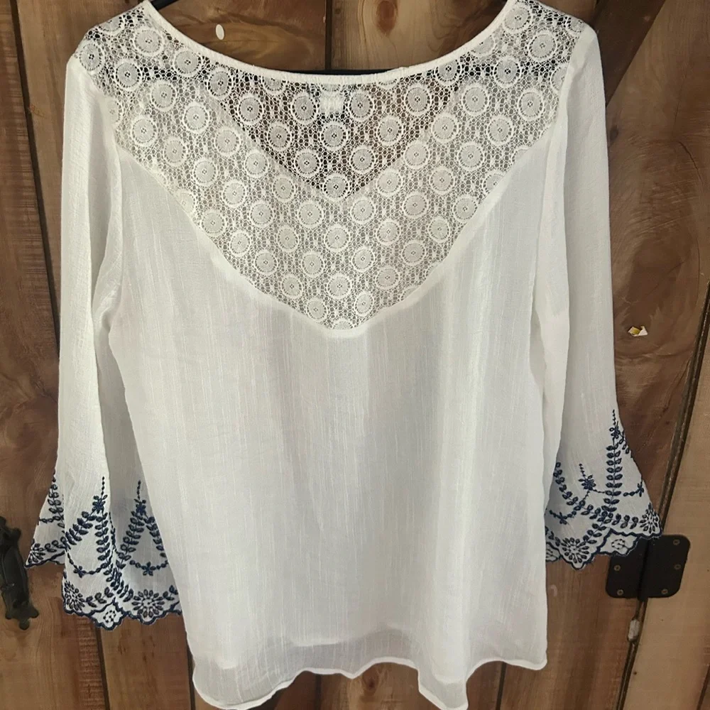 New Direction Peasant Style Top White Embroidered Floral Lace Blouse Pullover L - Picture 2 of 5